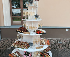 Įvairios paslaugos vestuvėms - &Scaron;ampano Sienelė / &Scaron;ampano Staliukai / &Scaron;ampano Bok&scaron;tas - 2