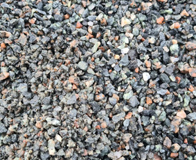 Žemės kasimas, lyginimas - Sijoti Ir Skaldyti Akmenukai,zvyras,smelis,juodzem - 1