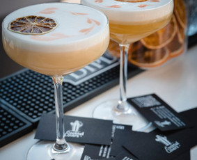 Barmenai, gėrimai renginiams - *Mobilaus kokteilių baro paslaugos *&Scaron;ampano taurių piramidė - 3