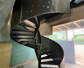 Metalo dirbinių gamyba - Laiptai, turėklai ir metalo konstrukcijos - 1