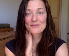 Speak English with a native teacher from Ireland / Mariel Mc Cormack / Darbų pavyzdys ID 4344761
