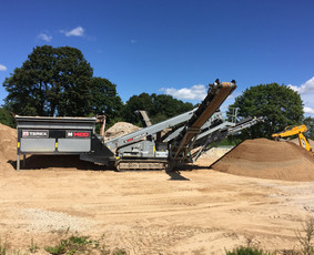 Statybinės technikos nuoma - Žvyro sijotuvo nuoma betono malimas - 3