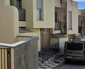 Fasadų apdaila, dažymas - Fasadų, trinkelių, stogų plovimas, dažymas - 4