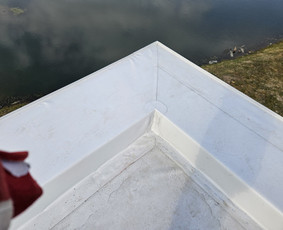 Statybos, apdaila - Plok&scaron;ių stogų dengymas Pvc dangą - 1