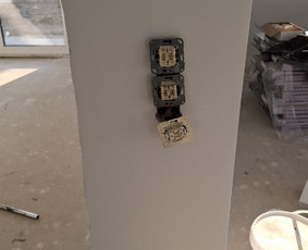 Buitinės paslaugos - Atlieku smulkius elektros ir vidaus remonto darbus - 4