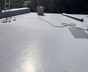 Statybos, apdaila - Plok&scaron;čių stogų dengimas bitumine ir Pvc danga. - 1