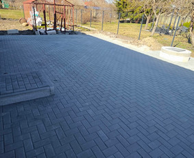 Aplinkos tvarkymas, apželdinimas - Trinkelių klojimo darbai - 4