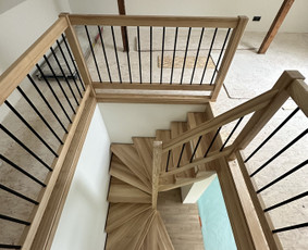 Laiptų gamyba, montavimas - Uosinių laiptų,pakopų, tvorelių gamyba - 1