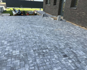 Trinkelių klojimas - Trinkelių klojimas, aik&scaron;telių įrengimas - 3