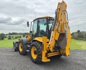 Statybinės technikos nuoma - Eskavatorinio krautuvo Nuoma (Račiokas) - 1