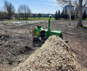 Įvairios technikos nuoma - &Scaron;akų , medienos smulkintuvo nuoma - 2