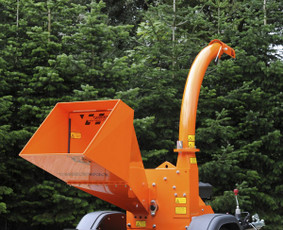 Įvairios technikos nuoma - &Scaron;akų , medienos smulkintuvo nuoma - 4