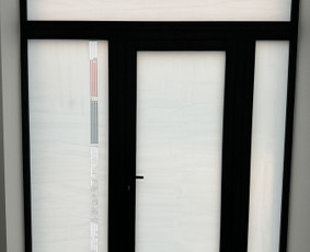 Stiklo matinimas - Profesionalus langų klijavimas: nuo saulės iki privatumo - 4