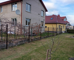 Segmentinės tvoros - Varstomų vartų gamyba montavimas bei remontas - 2