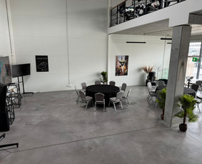 Restoranai, kavinės, barai, salės - Pitstop Hub unikali erdvė &scaron;ventėms ir renginiams Klaipėdoje - 3