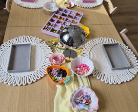 Papuo&scaron;alų, aksesuarų kūrimas - Papuo&scaron;alų vėrimo dirbtuvės, sagių,raktų pakabukų gamyba. - 4