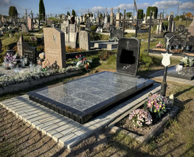 Granito plok&scaron;tės kapams, dengimas - Paminklų gamyba, dengimas granito plok&scaron;tėmis. - 4