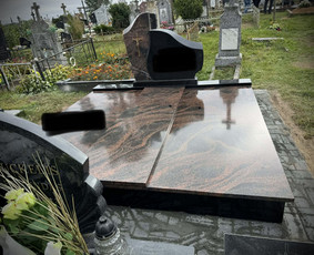 Paminklai kapams, antkapiai - Paminklų gamyba, dengimas granito plok&scaron;tėmis. - 1