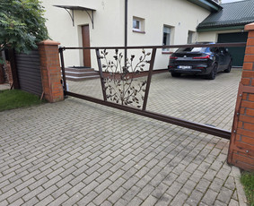 Stumdomų vartų gamyba - Metalo gaminiai - 4