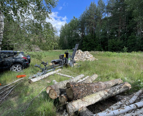 Malkos: gamyba, pristatymas - Malkų pjovimo ir skaldymo paslauga Jūsų kieme! - 1