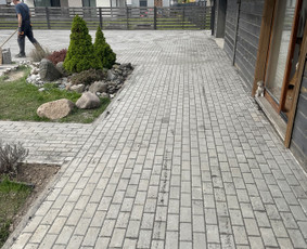 Profesionalus trinkelių klojimas, asfalto drožių įrengimas / Trinkeliu profesionalai / Darbų pavyzdys ID 4368491