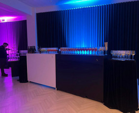 Barmenai, gėrimai renginiams - Mobilus baras, kokteilių gaminimo pamoka, taurių piramidė - 1