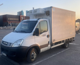 Keleiviniai mikroautobusai - B kategorijos &scaron;aldytuvo nuoma - 1