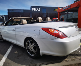 Senovinių automobilių nuoma - Toyota Solara - Kabrioletas Jūsų &Scaron;ventei ir kitoms progoms . - 1