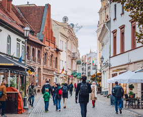 Gido paslaugos - Gido paslaugos Pabaltijoje (De / Fra / Pl / Lt) - 1