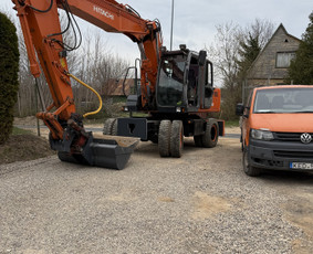 Statybinės technikos nuoma - Ekskavatoriaus nuoma su operatoriumi - 1