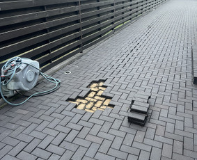 Kelio bortų įrengimas - Trinkelių klojimas bei kiti kiemo darbai - 2