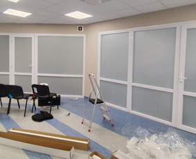 Stiklo tamsinimas - Stiklų klijavimas pvc plevele - 1