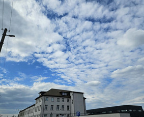 Stogdengiai, stogo darbai - Slaitiniu stogų dengimas renovacija,ploksti stogai prilydoma - 1