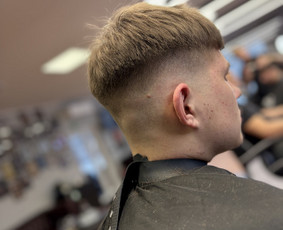 Kirpyklos, kirpėjai, stilistai - Barberis į namus. - 3