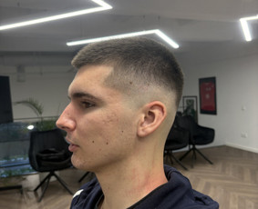 Kirpyklos, kirpėjai, stilistai - Barberis į namus. - 1