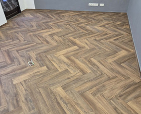 Visų tipų grindų montavimas ir išlyginamasis sluoksnis / MM / Darbų pavyzdys ID 4379373