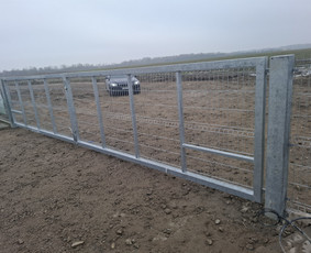 Skardinė tvora rombas,vartai,stulpų betonavimas / Tvoros sprendimai / Darbų pavyzdys ID 4379697