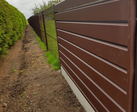 Skardinė tvora rombas,vartai,stulpų betonavimas / Tvoros sprendimai / Darbų pavyzdys ID 4379717