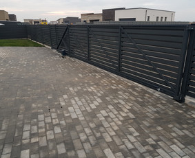 Skardinė tvora rombas,vartai,stulpų betonavimas / Tvoros sprendimai / Darbų pavyzdys ID 4379853