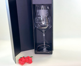 Išskirtinės graviruotos dovanos (taurės, grafinais, rinkinia / Vaclovas Bruzgis / Darbų pavyzdys ID 4380509