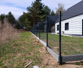 Aplinka, sodas - Montuojam segmentines ir metaliniu tvoralenčių tvoras - 1