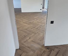 Visų tipų grindų montavimas ir išlyginamasis sluoksnis / MM / Darbų pavyzdys ID 4380545
