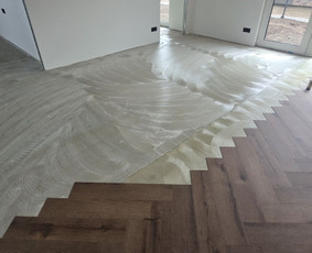 Vidaus apdailos darbai - Visų tipų grindų montavimas ir i&scaron;lyginamasis sluoksnis - 1