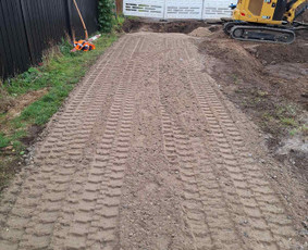 Mini ekskavatoriaus nuoma - Mini ekskavatoriaus nuoma, paslaugos 2.7t su operatoriumi - 4