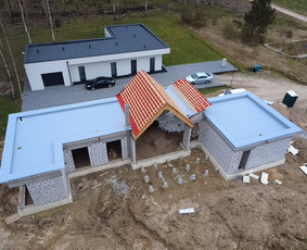 Statybos darbai - Plok&scaron;čių Stogų Dengimas Pvc, Epdm ir bitumine Danga - 1