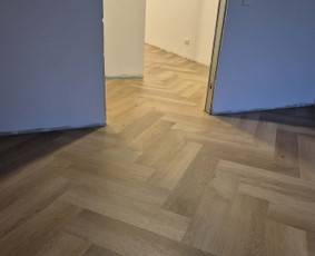 Visų tipų grindų montavimas ir išlyginamasis sluoksnis / MM / Darbų pavyzdys ID 4382067