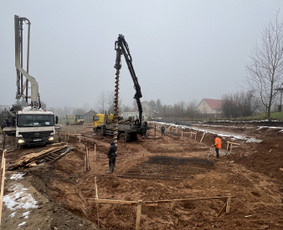 Polių gręžimas - Pamatų Ir Atraminių sienų Įrengimas, visi betonavimo darbai - 1