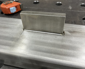 Metalinės durys, gamyba - Lazerinis suvirinimas, aliuminis, plienas, nerūdijantis - 2