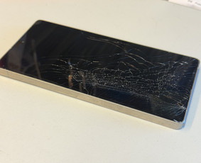 Buitinės paslaugos - Skubus Apple, Samsung telefonų remontas &Scaron;iaulių Akropolyje. - 4