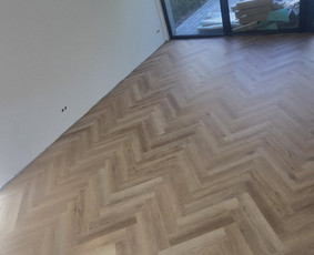 Visų tipų grindų montavimas ir išlyginamasis sluoksnis / MM / Darbų pavyzdys ID 4390270